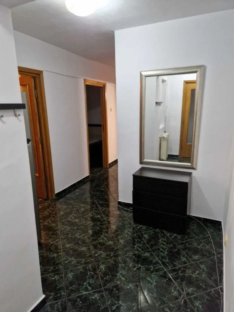 Spatios 2 camere Politehnica-Lujerului - Apartament 2 camere, spațios (60mp) , decomandat, mobilat modern, cuptor electric, 2 aparate aer condiționat, balcon încălzit, cu vedere spre parcul Tudor Vladimirescu.
4 minute metrou Lujerului, tramvai 41
7 minute metrou Politehnica, tramvai 1
Pet friendly dar cu garanție dublă.
Bdul Iuliu Maniu 13A , cu geamuri pe spate.
