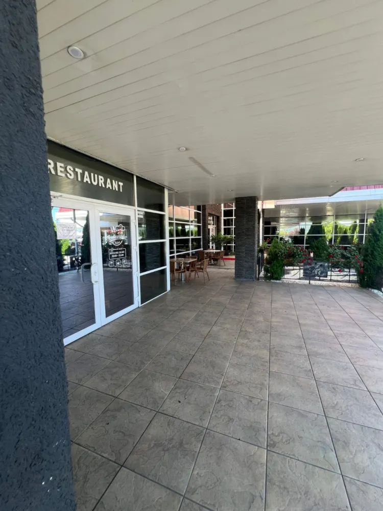 De vânzare – Hotel Veștem, Sibiu