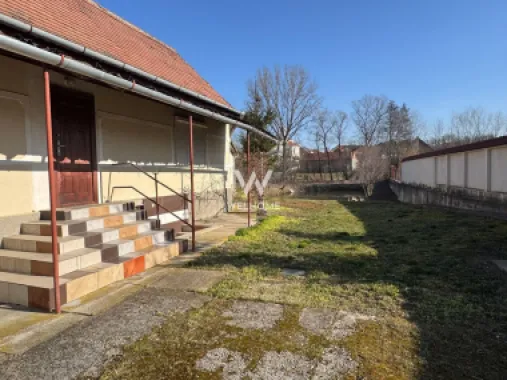 Casa cu lac in curte, Sacel, Sibiu