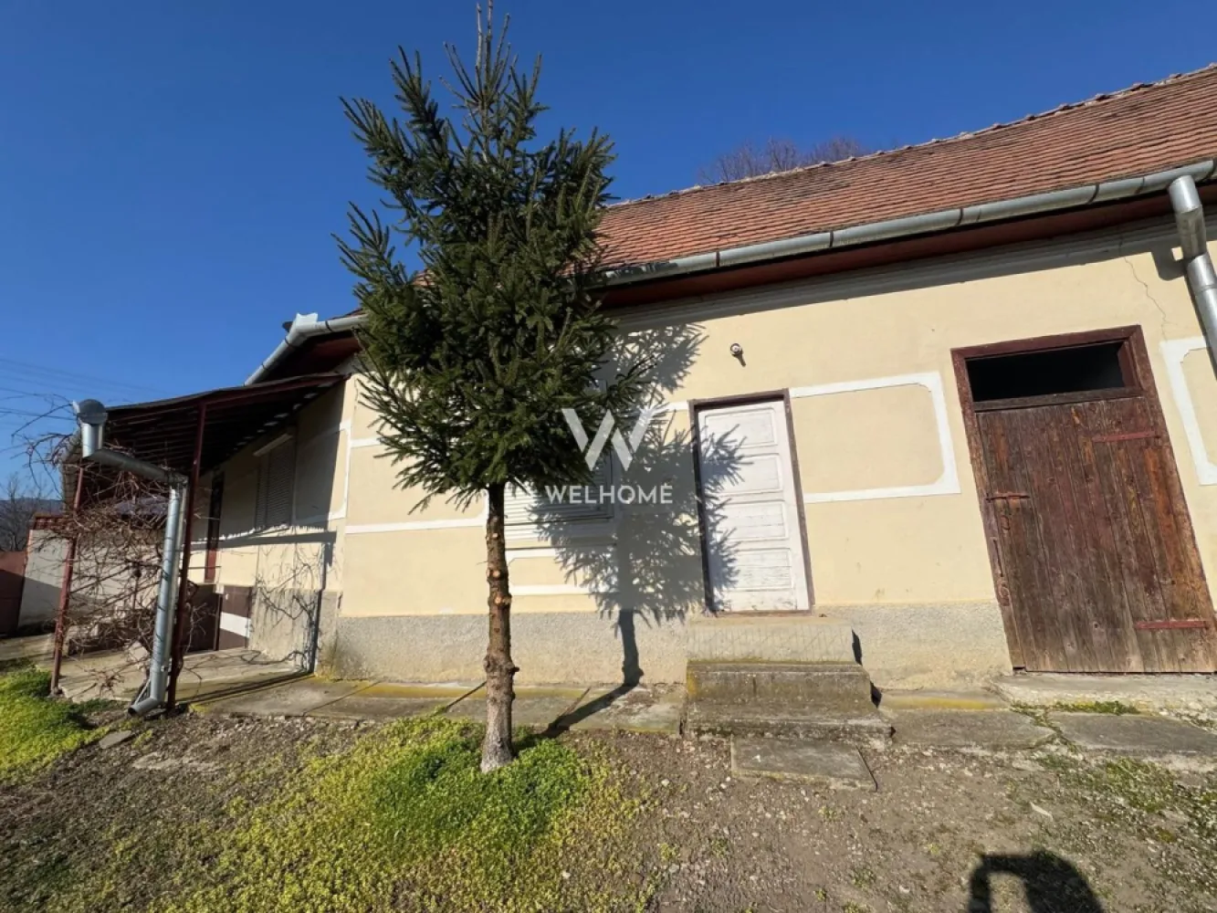 Casa cu lac in curte, Sacel, Sibiu