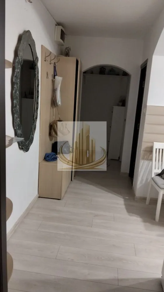 Apartament 3 camere et 2 Lipovei