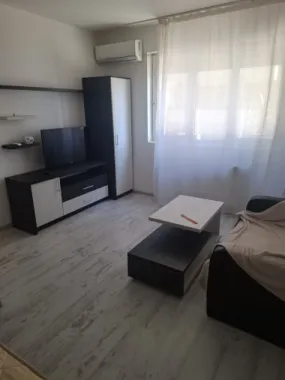 BRASADAS inchiriaza garsoniera etaj 5/5 zona Metalurgiei.