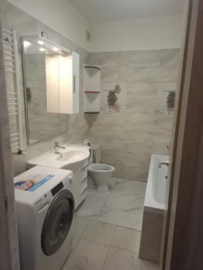 BRASADAS inchiriaza garsoniera etaj 5/5 zona Metalurgiei.