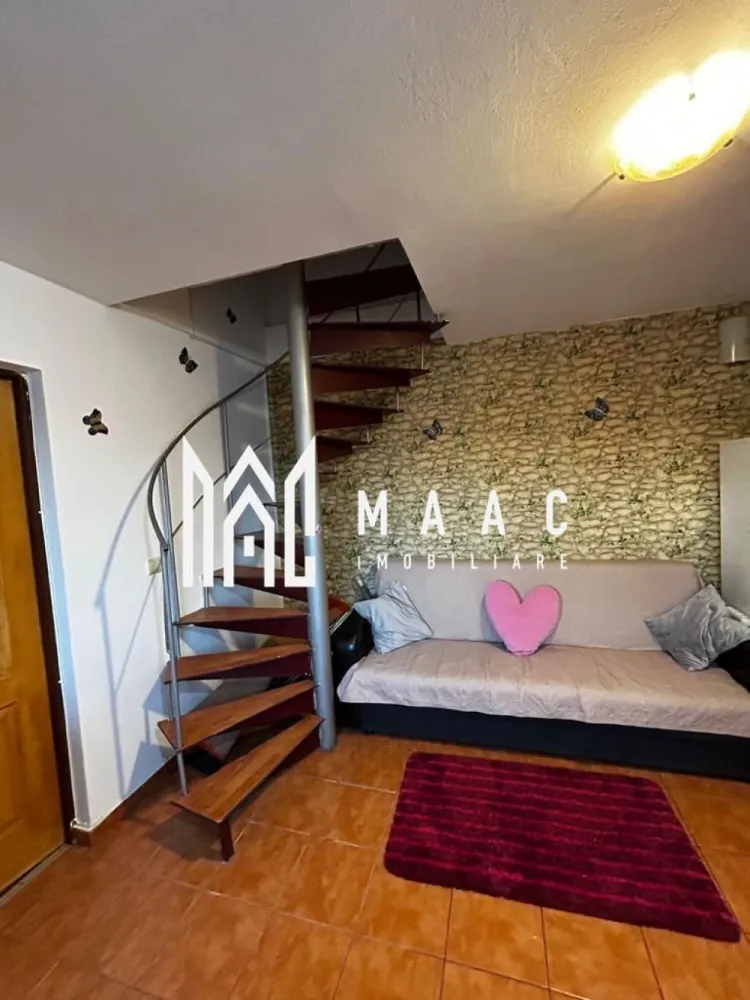 Mansardă 63 mp | Etaj 5 | Zona Rahovei - MAAC Imobiliare vă propune spre vânzare o mansardă spațioasă, cu suprafață totală de 63 mp, situată pe strada Rahovei, la etajul 5, într-o zonă bine poziționată, aproape de mijloace de transport, magazine și principalele puncte de interes ale orașului. Proprietatea reprezintă o opțiune atractivă atât pentru locuință proprie, cât și pentru investiție.

Locuința beneficiază de o compartimentare funcțională, oferind un spațiu bine organizat și luminos, datorită poziționării la ultimul nivel.

Compartimentare:
-Living generos
-Dormitor
-Bucătărie
-Baie

Caracteristici principale:
-Suprafață totală: 63 mp
-Etaj: 5
-Spații luminoase
-Posibilitate de amenajare după preferințe
-Acces facil către zone comerciale, transport și servicii

Mansarda este întreținută și poate fi locuită imediat sau personalizată în funcție de viziunea viitorului proprietar. Amplasarea pe strada Rahovei oferă un echilibru între liniște și acces rapid către principalele rute ale orașului.

Pentru mai multe detalii, vă rugăm să specificați telefonic că ați văzut anunțul cu ID CP2832819.