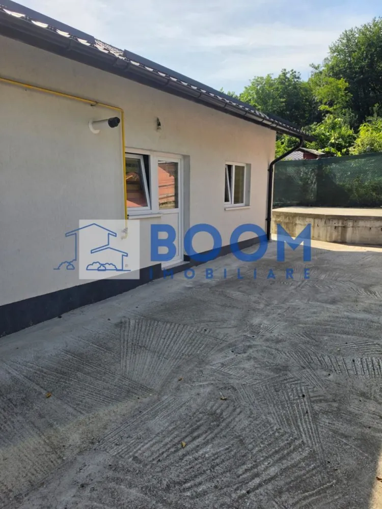 Casa 4,5 Km de Rm. Valcea | Centrala pe gaz | Mutare imediata