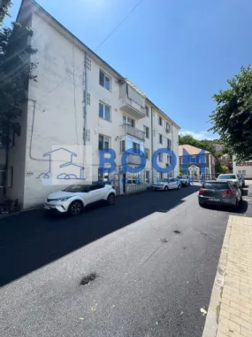 Apartament 3 Camere | Zona Ultracentrala | Etaj 1 - De RENOVAT