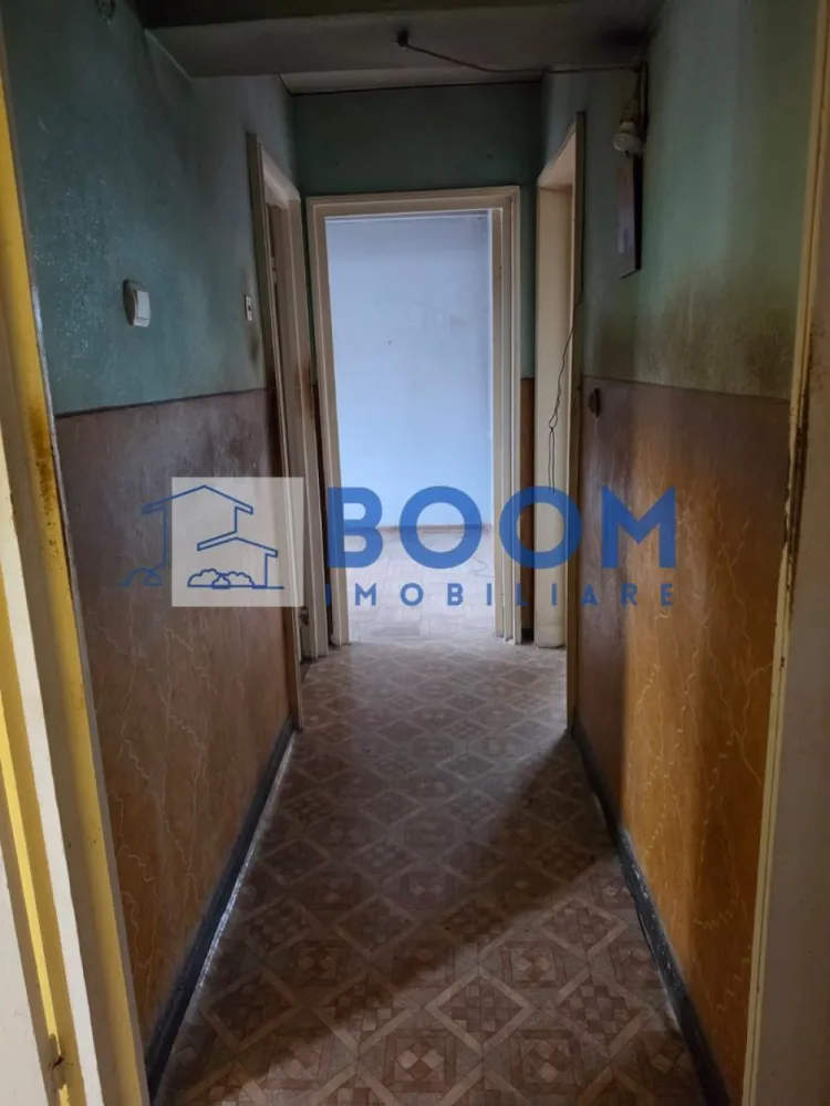 Apartament 4 camere decomandat | Traian, Râmnicu Vâlcea | 70,43 mp, etaj 4