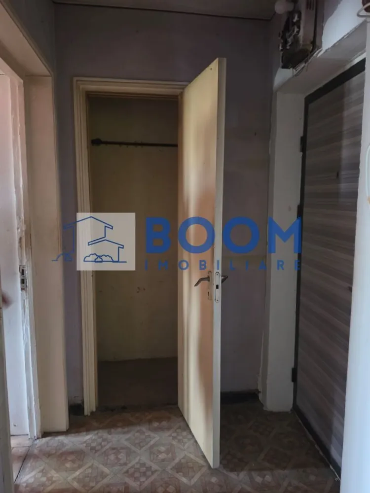 Apartament 4 camere decomandat | Traian, Râmnicu Vâlcea | 70,43 mp, etaj 4