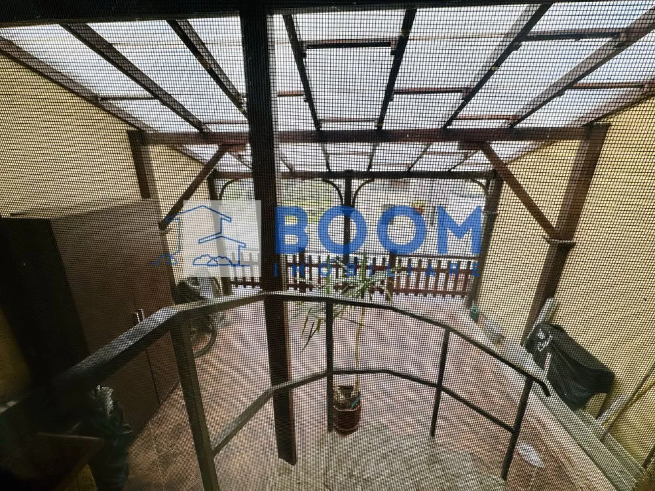 Casa moderna Vladesti | Zona Exclusivista | Curte interioara |