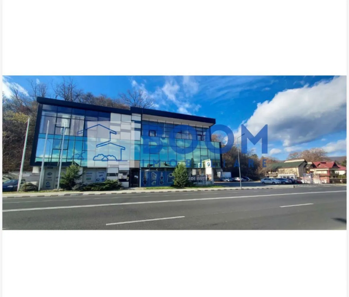 Spatiu Comercial | Nord| 760MP | Pretabil Clinica - BOOM Imobiliare vă propune spre inchiriere o clădire de birouri / spațiu comercial, ideală pentru clinică medicală, situată într-o zonă premium din Râmnicu Vâlcea, pe Calea lui Traian, în imediata vecinătate a Spitalul Județean de Urgență Vâlcea.

Imobilul este construit în anul 2012, are regim de înălțime P+2 și dispune de o suprafață totală utilă de 760 mp, fiind amplasat pe un teren cu suprafața totală de 626 mp, la care se adaugă 628 mp teren aferent exclusiv construcției.

Suprafață construită la sol: 280,7 mp
Acces: 2 intrări independente – ideal pentru circuite separate (pacienți/personal)
Destinație: clinică medicală, cabinete individuale, centru de recuperare, spații de birouri, activități comerciale

Un avantaj major al proprietății îl reprezintă parcarea generoasă:

* 12 locuri de parcare private, cu acces securizat prin barieră
* 14 locuri de parcare publice, disponibile în imediata apropiere

Datorită poziționării excelente, vizibilității foarte bune și proximității față de unități medicale și instituții publice, această clădire reprezintă o oportunitate solidă de investiție, fiind ideală atât pentru desfășurarea directă a unei activități medicale, cât și pentru achiziție cu scop investițional.

Pentru detalii suplimentare și vizionări, BOOM Imobiliare vă stă la dispoziție.

CP3195729