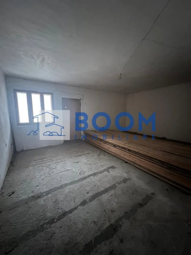 Vila D+P+2 | Pretabil Bloc Boutique