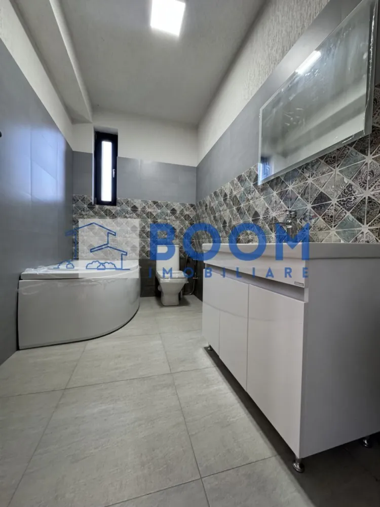 Casa 4 Camere | Teren 300MP | Zona - Vladesti Priporu