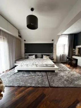 BRASADAS vinde casa RENOVATA 470mp in zona ULTRACENTRALA.