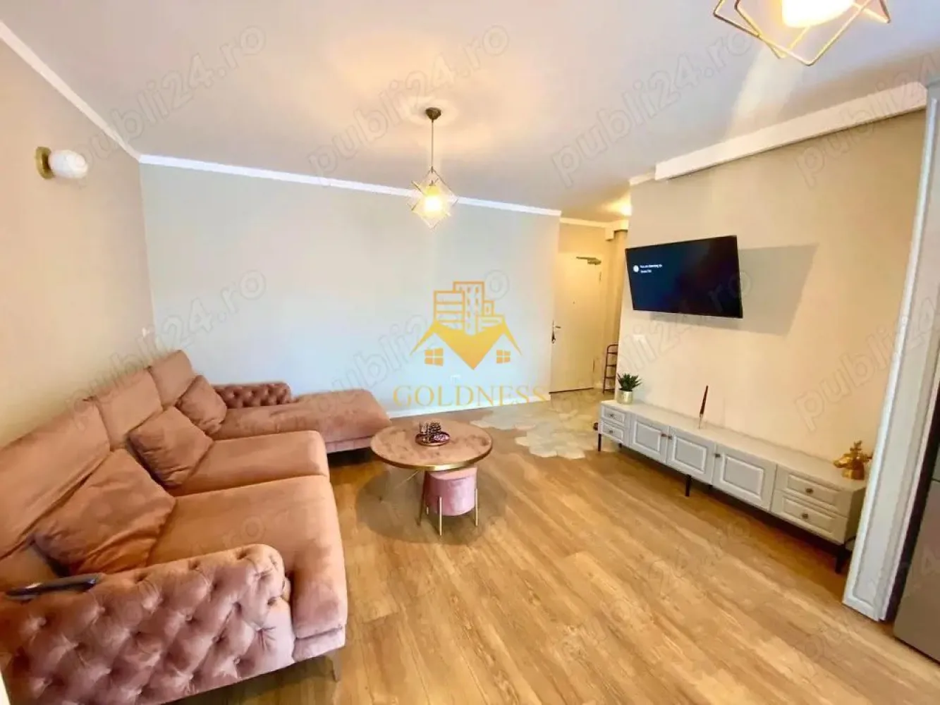 2 camere, modern, bloc nou, Parcare, Vivo, Metro, Columna Residence - GOLDNESS Imobiliare vă propune spre închiriere un apartament cu 2 camere complet mobilat și utilat, la etajul 2 într-un imobil de 7 etaje, în Floresti. Apartamentul este compartimentat astfel:
 - dormitor cu pat matrimonial, dressing, noptiere
 - living cu bucatarie open-space complet utilată, canapea extensibilă, loc de servit masa 
 - baie cu cabina de dus, calorifer port prosop inox și dulap pentru depozitare.
 - balcon de 10 mp.

Imobilul este dotat cu toate cele necesare- centrală proprie, mașină de spălat haine, frigider, plită electrică, hotă, etc. 
Se află în apropierea stațiilor de transport în comun, magazine, restaurante, spații verzi, farmacii, etc. 
Dispune de loc de parcare inclus in pret!
Pentru intermediere se percepe un comision de 50% din prețul chiriei!

Dacă sunteți interesați de acest apartament și doriți să îl vizionați, dar și pentru alte oferte sau detalii nu ezitați să ne contactați telefonic sau prin e-mail - goldnessimobiliare@gmail.com. Vă stăm la dispoziție!
