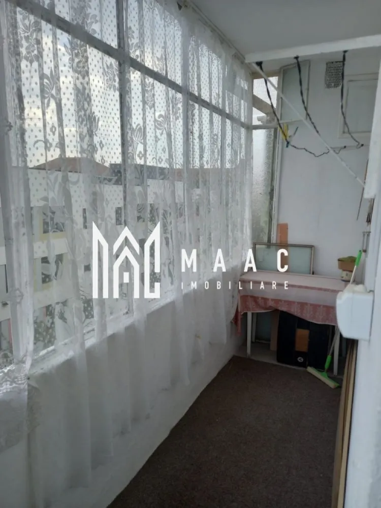 Apartament 2 camere | Etaj intermediar | Balcon | Mihai Viteazul