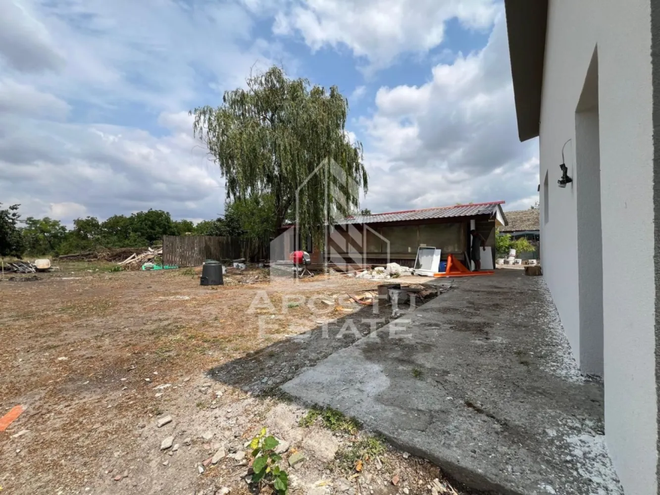Casa individuala pe etaj de vanzare, renovata complet, Becicherecu Mic