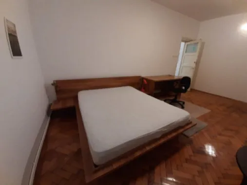 Apartament cu o camera, zona centrala - Parcul Eminescu, 295 euro
