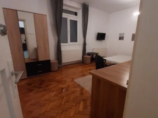 Apartament cu o camera, zona centrala - Parcul Eminescu, 295 euro