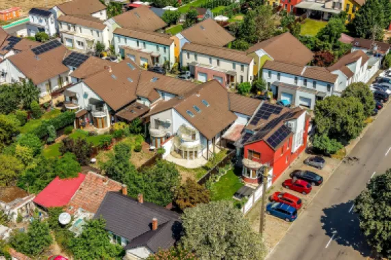 Casă noua cu garaj in Aradul Nou, cartier privat Comision 0%