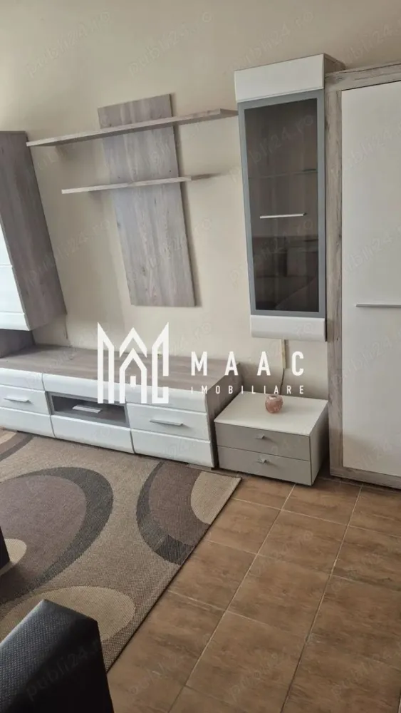 Casă individuală | Centru | Pet friendly - MAAC Imobiliare vă propune spre închiriere o casă individuală, situată într-o zonă centrală, liniștită și cu acces direct la obiectivele turistice din orașul Sibiu.

Compartimentarea imobilului:

- Hol de acces.
- Sufrageie generoasă, amenajata modern.
- Bucătărie închisă, mobilată și utilată.
- Baie dotată cu cabină de duș.

Suprafața utilă a casei este de 80 mp.

Aceasta dispune de o curte comună.

Pentru mai multe detalii, specificați CP2974084.