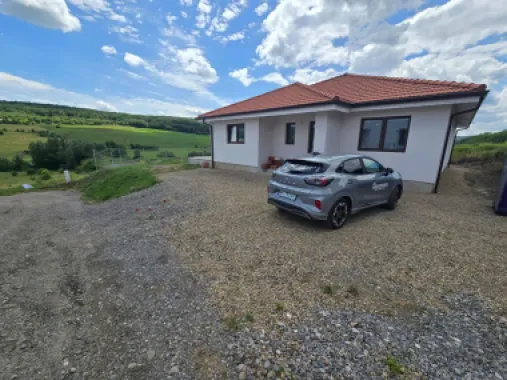 Casa 4 camere,2 băi,127 mp, 618mp teren, 0% comision
