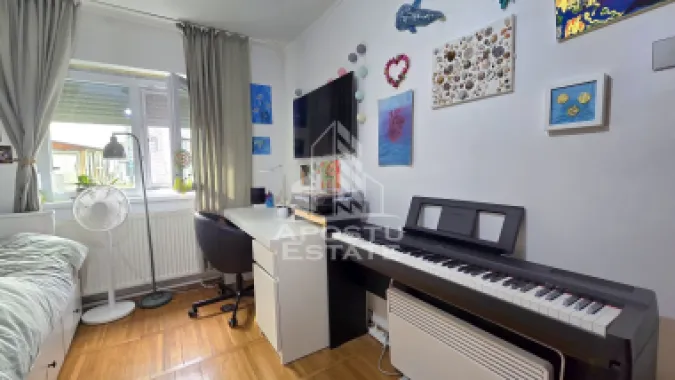 Apartament de vanzare cu 3 camere, mobilat utilat, zona Bucovina