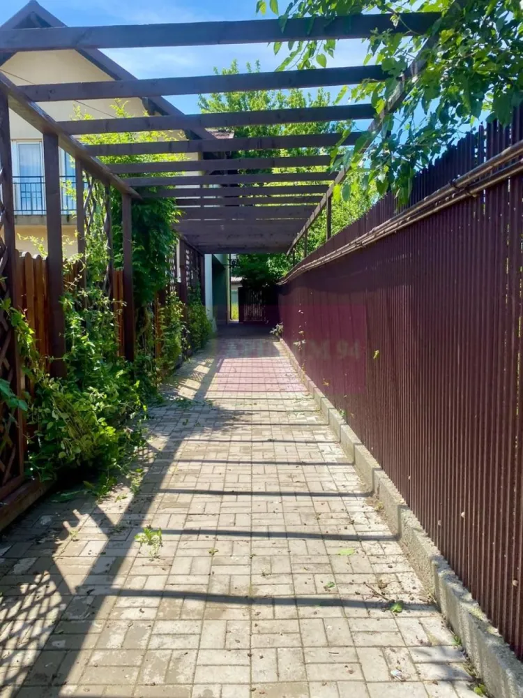 Duplex 4 camere , curte 250 mp, renovat 2025 — Mogoșoaia