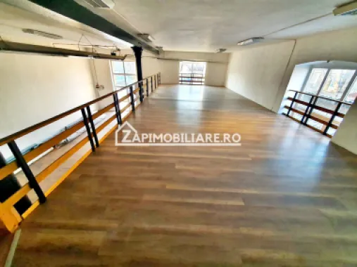 Spatiu comercial 290 mp utili.2 băi, 1 birou, zona Centrală