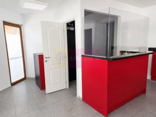Spațiu comercial 59 mp + terasă exterioară 35 mp, Focsani, central