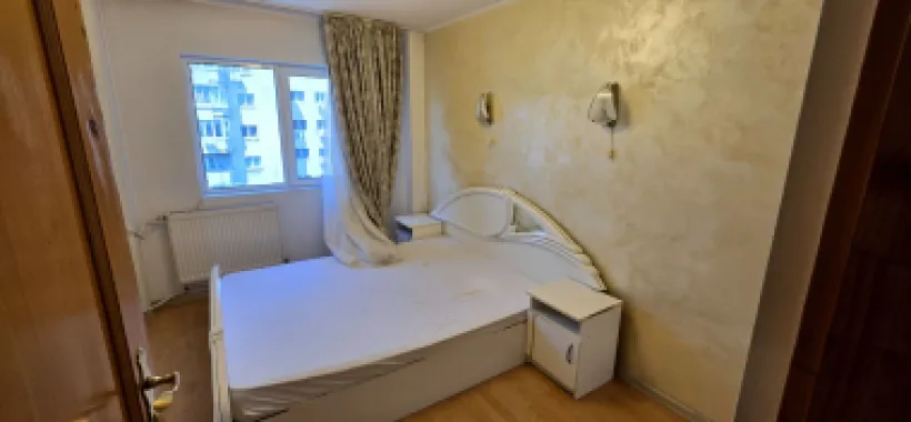 Apartament 3 camere de vânzare Crângași 75 mp bloc 1982