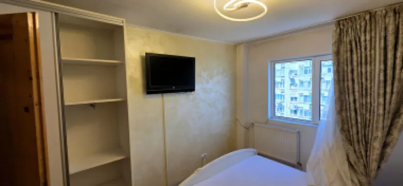 Apartament 3 camere de vânzare Crângași 75 mp bloc 1982