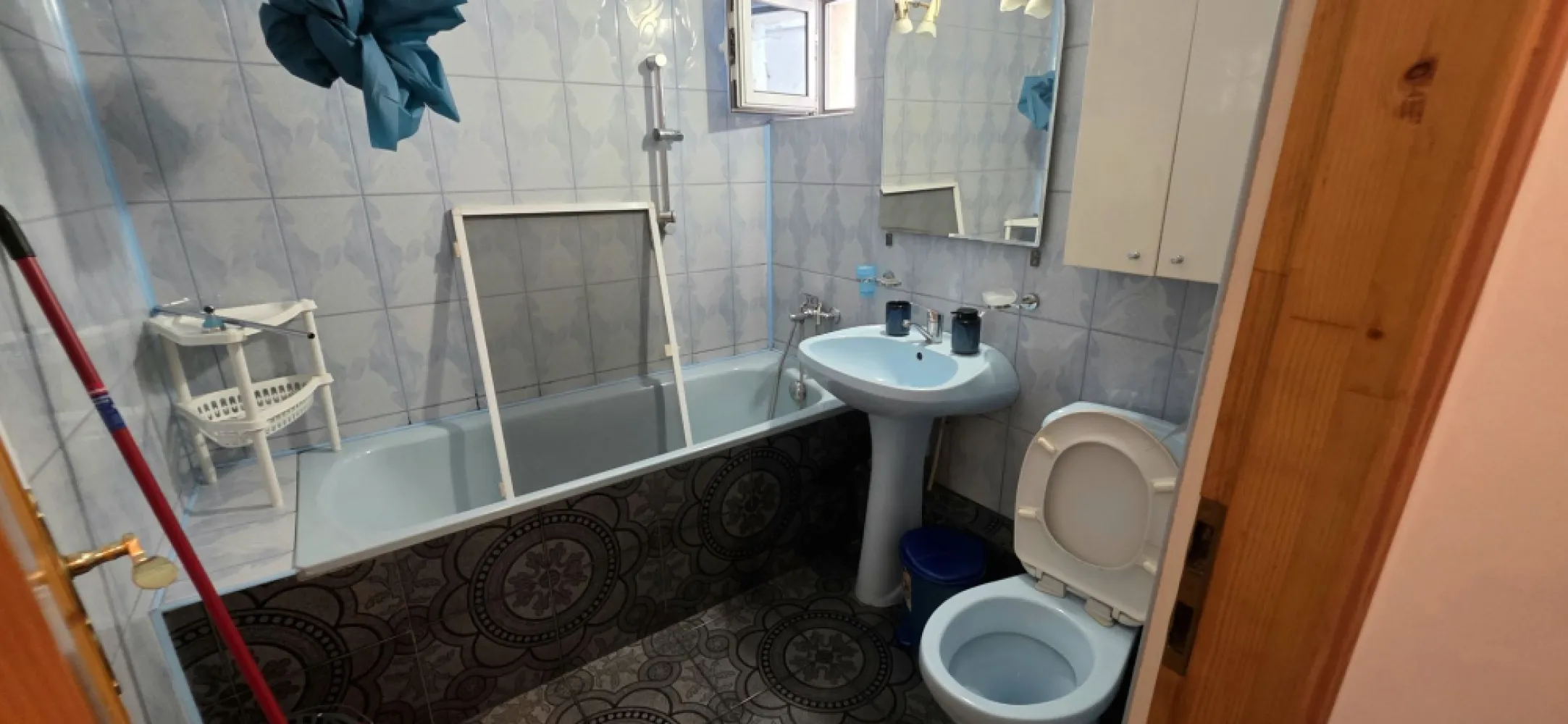 Apartament 3 camere de vânzare Crângași 75 mp bloc 1982
