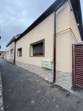 BRASADAS vinde casa S+P+1E zona Closca