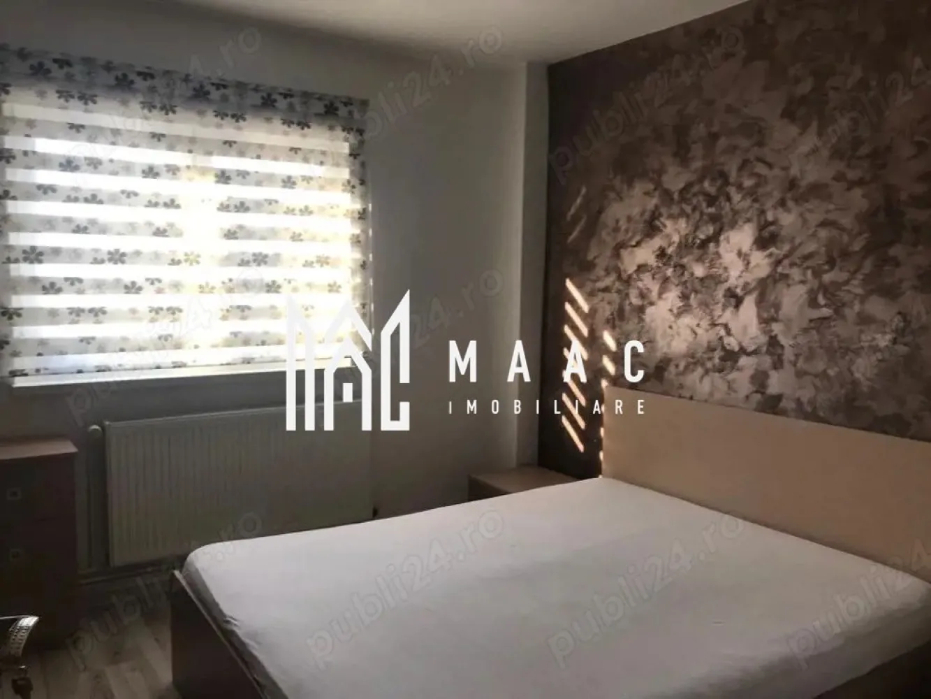 Apartament 2 camere | Balcon | Lift | 58 MPU | Mihai Viteazu - Apartament 2 camere de închiriat Sibiu – 58 mp – decomandat – etaj 7 – zona Mihai Viteazu

MAAC Imobiliare vă propune spre închiriere un apartament cu 2 camere, complet decomandat, situat în zona Bulevardului Mihai Viteazu din Sibiu.

Zona este una dintre cele mai accesibile din oraș, cu transport public, magazine și centre comerciale în imediata apropiere.

Detalii apartament
Suprafață utilă: 58 mp
Compartimentare: decomandat (Confort 1)
Etaj: 7 (bloc dotat cu lift)
Spații generoase și bine delimitate
Dotări și avantaje
Complet mobilat și utilat
Aer condiționat
Bloc cu lift
Apartament luminos
Potrivit pentru locuire confortabilă pe termen lung
Avantaje locație
Situat pe Bulevardul Mihai Viteazu
Acces rapid către mijloace de transport în comun
Aproape de magazine, supermarketuri și mall-uri
Zonă foarte bine conectată la restul orașului

Pentru mai multe detalii și pentru programarea unei vizionări vă rugăm să menționați la telefon numărul: CP2985154