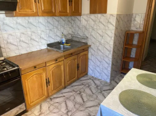 Închiriere apartament 3 camere, decomandat, zona Traian-Unirii