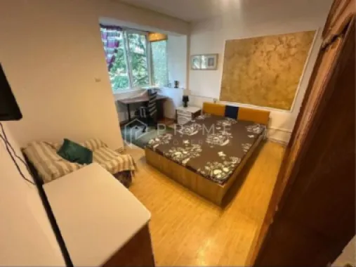 DE ÎNCHIRIAT: Apartament cu 2 camere, complet utilat