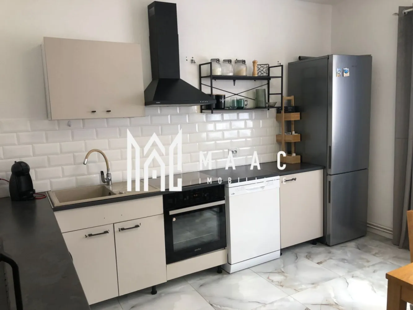 Casă cu doua corpuri I 240 MPU I 1000 MP Teren I Cisnadie