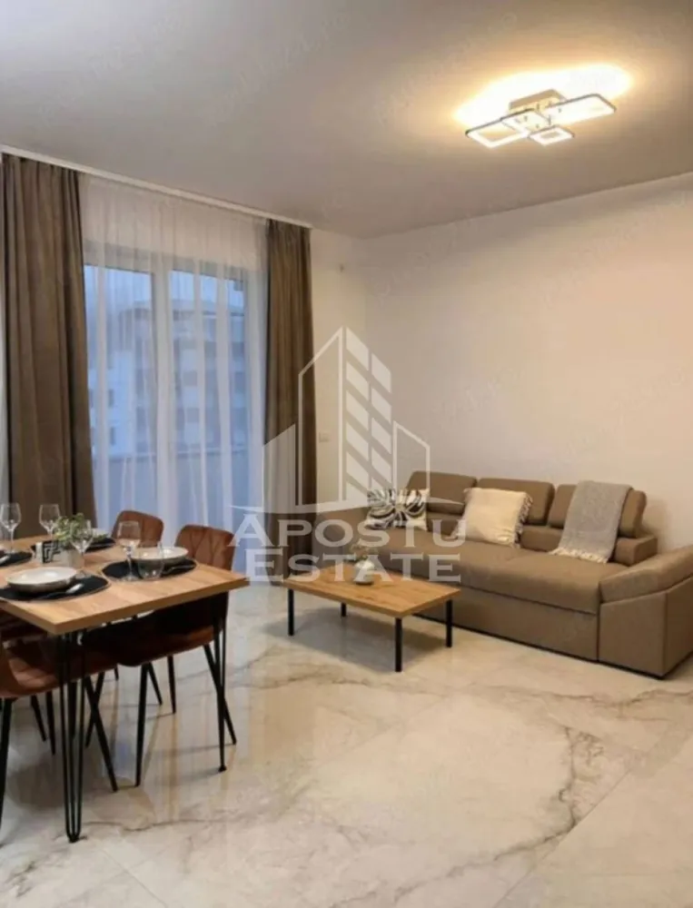 Apartament cu 2 camere de inchiriat, Braytim,Timisoara - Agentia imobiliara APOSTU ESTATE va propune spre inchiriere un apartament cu 2 camere, spatios si luminos, situat in zona Braytim, o zona linistita si bine pozitionata din Timisoara, potrivit pentru cupluri sau studenti care isi doresc o locuinta unde sa se simta confortabil si cu acces facil catre scoli, statii de autobuz, supermarketuri , magazine de zona, parcuri.

Suprafata utila: 50 mp
Compartimentare eficienta:
-Bucatarie complet mobilata si utilata, cu loc de luat masa
-Living luminos si spatios
-Dormitor mobilat si utilat
-Baie prevazuta cu cada

Confort si facilitati:
-Incalzirea apartamentului: centrala proprie
-Apartamentul este complet mobilat si utilat

Localizare:
-Timis,Timisoara, zona Braytim– acces facil spre magazine, scoli, parcuri si mijloace de transport in comun.

Ideal pentru:
-Cupluri
-Studenti

Disponibilitate: imediata
Pret chirie lunara: 450 euro ( usor negociabil)
Programeaza o vizionare pentru a-ti putea imagina viitorul aici!
ID intern: CP3213118