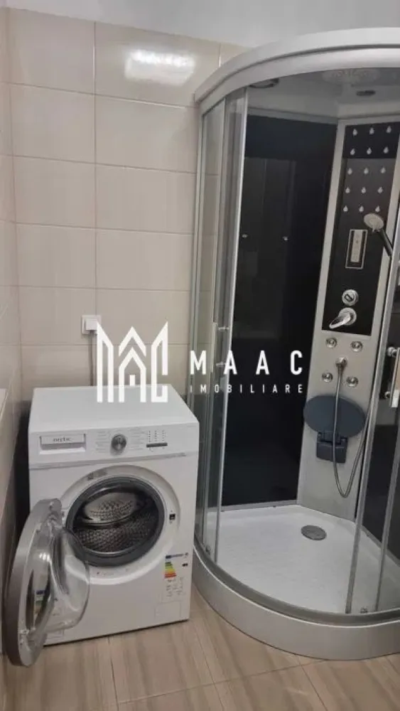 Apartament 3 camere – Calea Turnișorului - MAAC Imobiliare vă propune spre închiriere un apartament decomandat cu 3 camere, situat pe Calea Turnișorului, într-un imobil modern, dotat cu lift. Apartamentul se află la etajul 3, are o suprafață utilă de 63 mp și se remarcă prin compartimentarea practică, luminozitate și confort. Este complet mobilat și utilat, beneficiind de centrală proprie. Locuința dispune și de un loc de parcare privat, situat într-o zonă special amenajată, închisă cu bariere. Apartamentul este disponibil imediat. Nu sunt acceptate animalele de companie. Se percepe garantie in cuantumul unei chirii lunare. Pentru mai multe detalii precizati telefonic ca ati vazut anuntul cu ID: CP2824256