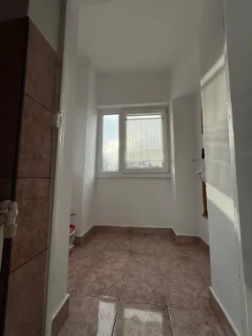 Chirie, apartament, 1 camera, 30 mp, Traian Lalescu Oradea. 250 E/lună
