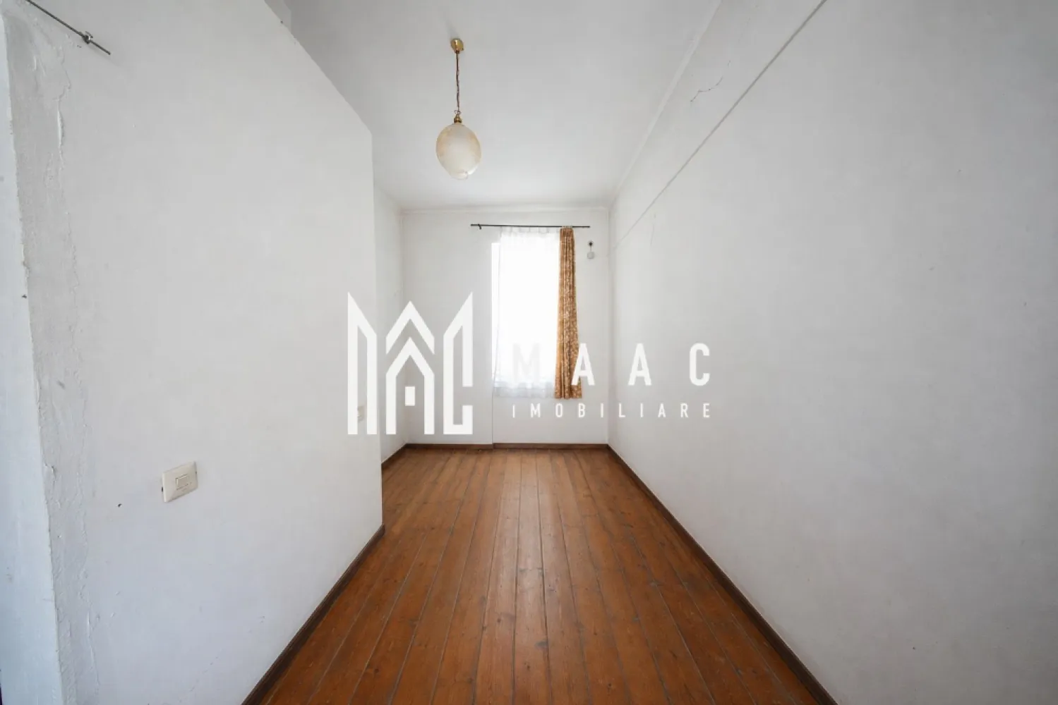 Casă 6 camere | Ultracentral Sibiu | 280 mp, curte proprie