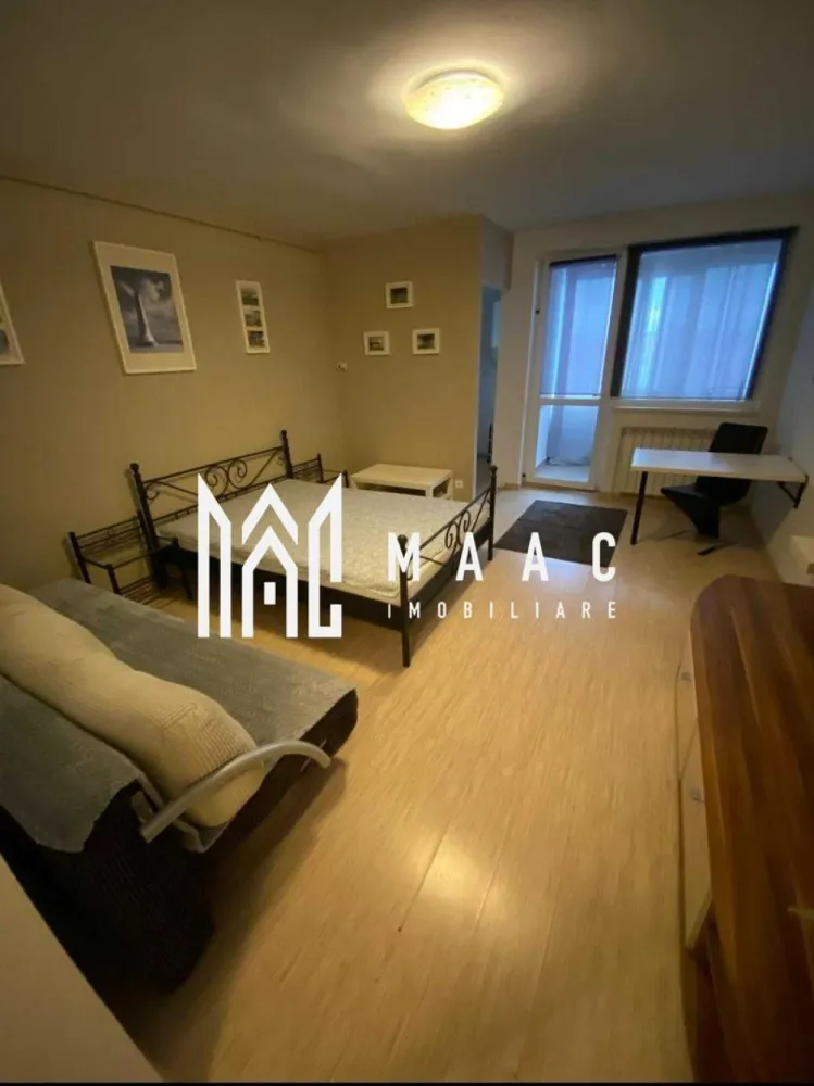 Apartament 1 cameră decomandat | Central, Sibiu | 31 mp, balcon - Apartament de vânzare cu 1 cameră decomandată în zona Centrală din Sibiu, cu 31 mp utili, balcon de 4 mp și poziționare la etajul 8 din 9, într-un bloc cu lift.

Detalii proprietate:
• Suprafață utilă: 31 mp
• Suprafață construită: 37,2 mp
• Suprafață totală: 35 mp
• Compartimentare: decomandat
• Etaj 8 din 9, bloc cu lift
• An construcție: 1980
• Stare interioară: bună
• Construcție finalizată, structură din cărămidă
• 1 baie și 1 bucătărie
• Balcon de 4 mp
• Se vinde ca în poze
• Bloc recent reabilitat termic, cu îmbunătățiri la spațiile comune interioare și ascensoare noi

Zonă și acces:
Proprietatea este amplasată în zona Centrală a Sibiului, iar descrierea existentă menționează acces la multiple facilități în apropiere. Poziționarea centrală susține un stil de viață urban, cu acces facil către punctele de interes ale orașului.

Pentru detalii suplimentare și programarea unei vizionări, contactați echipa MAAC Imobiliare și menționați Cod anunț CP3211869.

Conținut optimizat cu AI, aprobat de agent uman.
