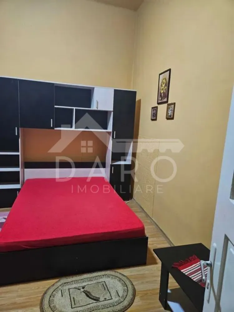 Dau în chirie apartament cu o cameră zona cetății(central)