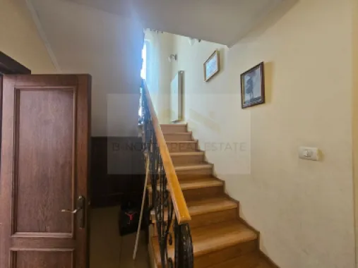 Casă / Vilă de închiriat | Comuna Berceni | 350 mp utili | Curte 400 mp
