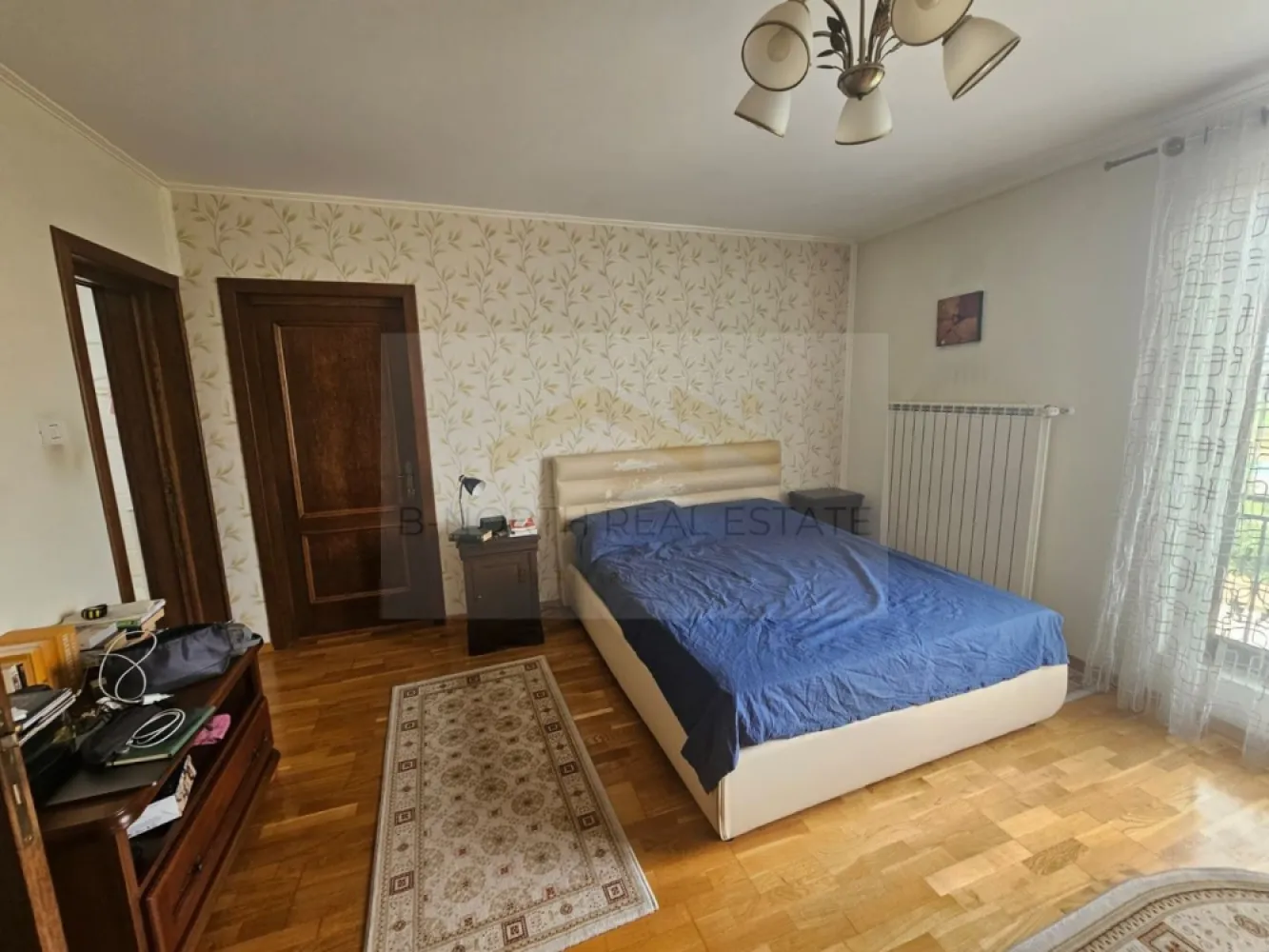 Casă / Vilă de închiriat | Comuna Berceni | 350 mp utili | Curte 400 mp