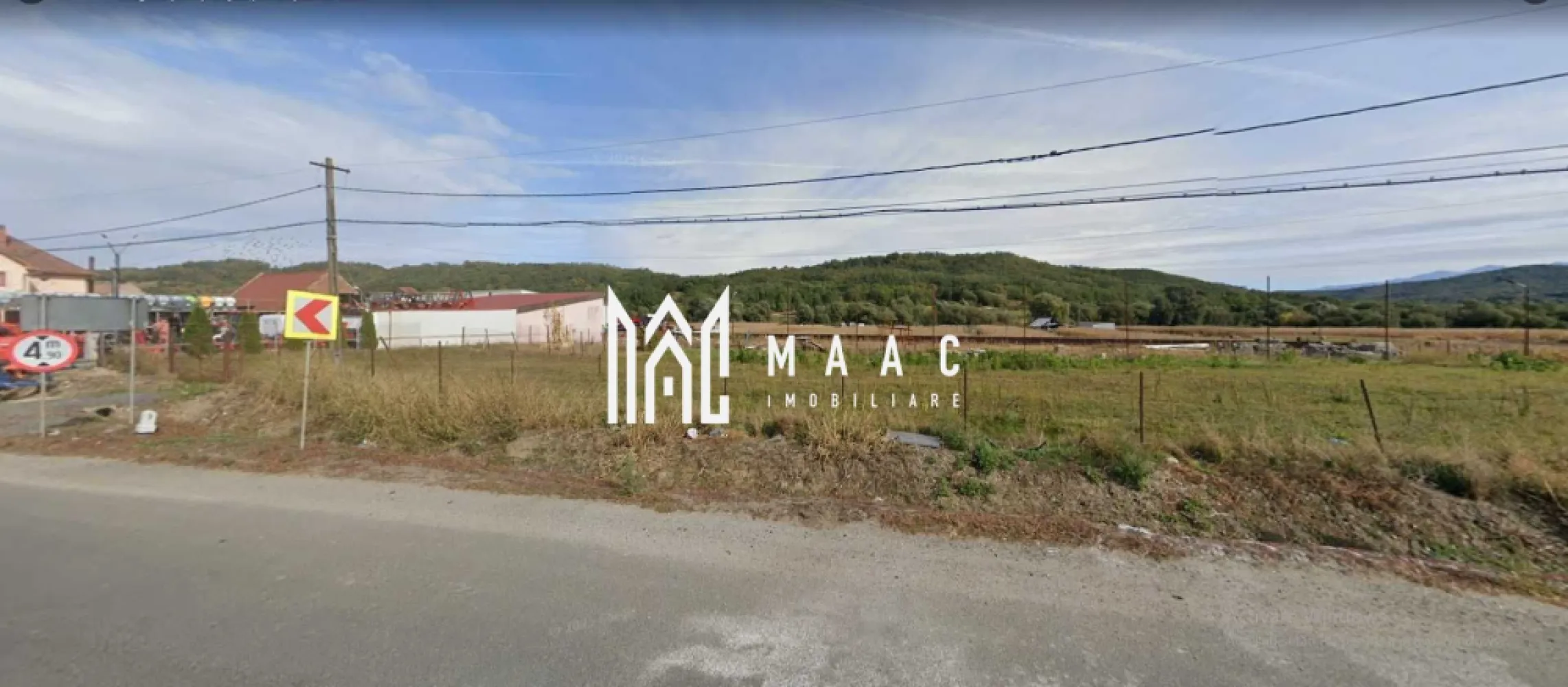 Teren Extravilan | 2600Mp | Zona Veștem - MAAC Imobiliare vă propune spre vânzare un teren extravilan situat la ieșirea din Veștem, ,în imediata vecinătate a depozitului de utilaje agricole și tractoare Ral Com.

 Caracteristici teren:

Suprafață: 2.600 mp

Deschidere la șosea: 70 m

Acces direct la E81

Zonă cu potențial excelent pentru activități comerciale, industriale sau investiții

Vizibilitate foarte bună și acces facil pentru trafic auto greu

Poziționare strategică – ideal pentru dezvoltări logistice, service, depozit, showroom sau activități agricole.

Pentru mai multe detalii, preț sau pentru a programa o vizionare, vă rugăm să specificați ID:CP2823335
