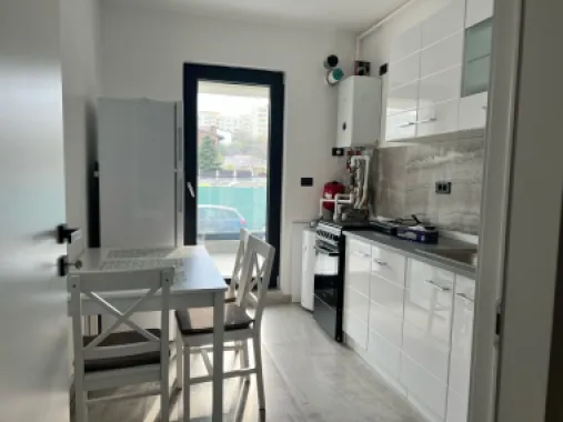 BRASADAS închiriază ap 2 cam etaj 2/5 ROKA RESIDENCE