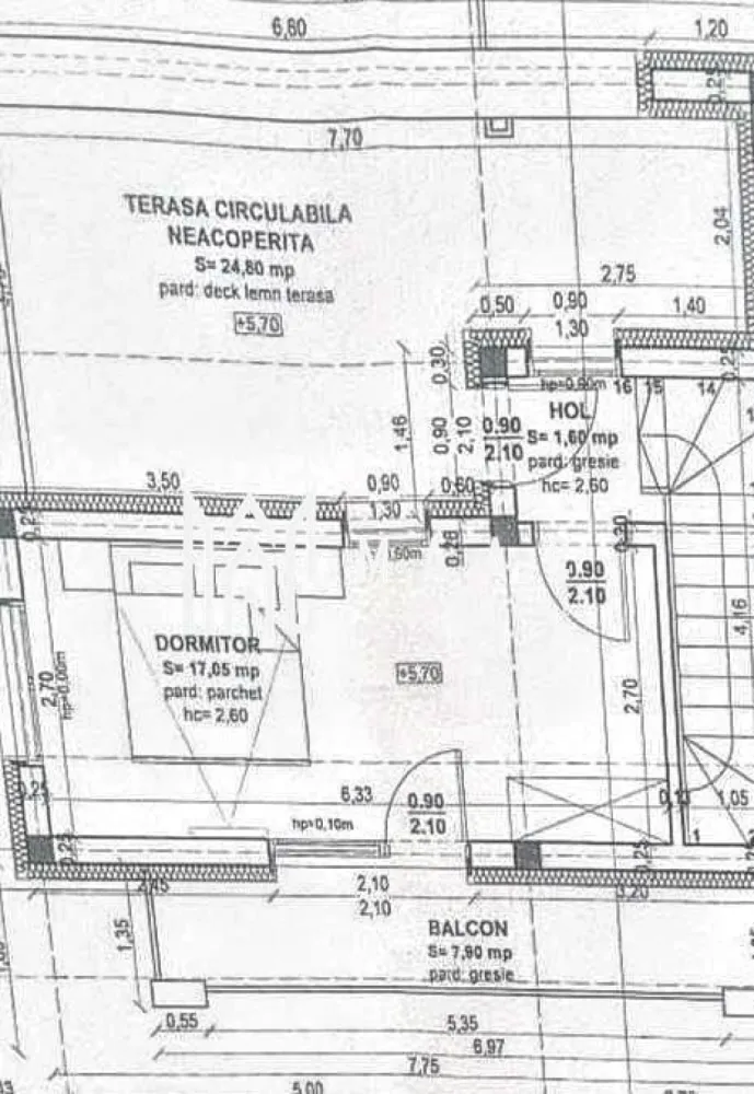 Duplex modern | 4 camere | Zona Gusterita | Comision 0 - De vanzare casa tip duplex cu 4 camere decomandate , 2 bai, terasa si cu un teren de 217 mp .

Casele se vor preda in vara anului 2026 , exteriorul la cheie iar la interior la alb cu centrala si incalzire in pardoseala.

Compartimentare:

- 4 camere
- 3 dormitoare decomandate fiecare cu iesire pe terasa
- bucatarie separata ( dispune de camara)
- living cu iesire pe terasa de 10 mp
- 2 bai

Beneficii:

- zona linisita de case
- total decomandat
- camere spatioase si luminoase
- terasa mare la etajul retras 25 mp
- instalatie pregatita pentru panouri fotovoltaice

Pentru mai multe detalii, vă rugăm să menționați ID: CP2993478.