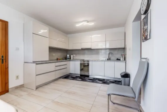 Casa 4 camere - langa str. Petru Rares, Gradiste - COMISION 0
