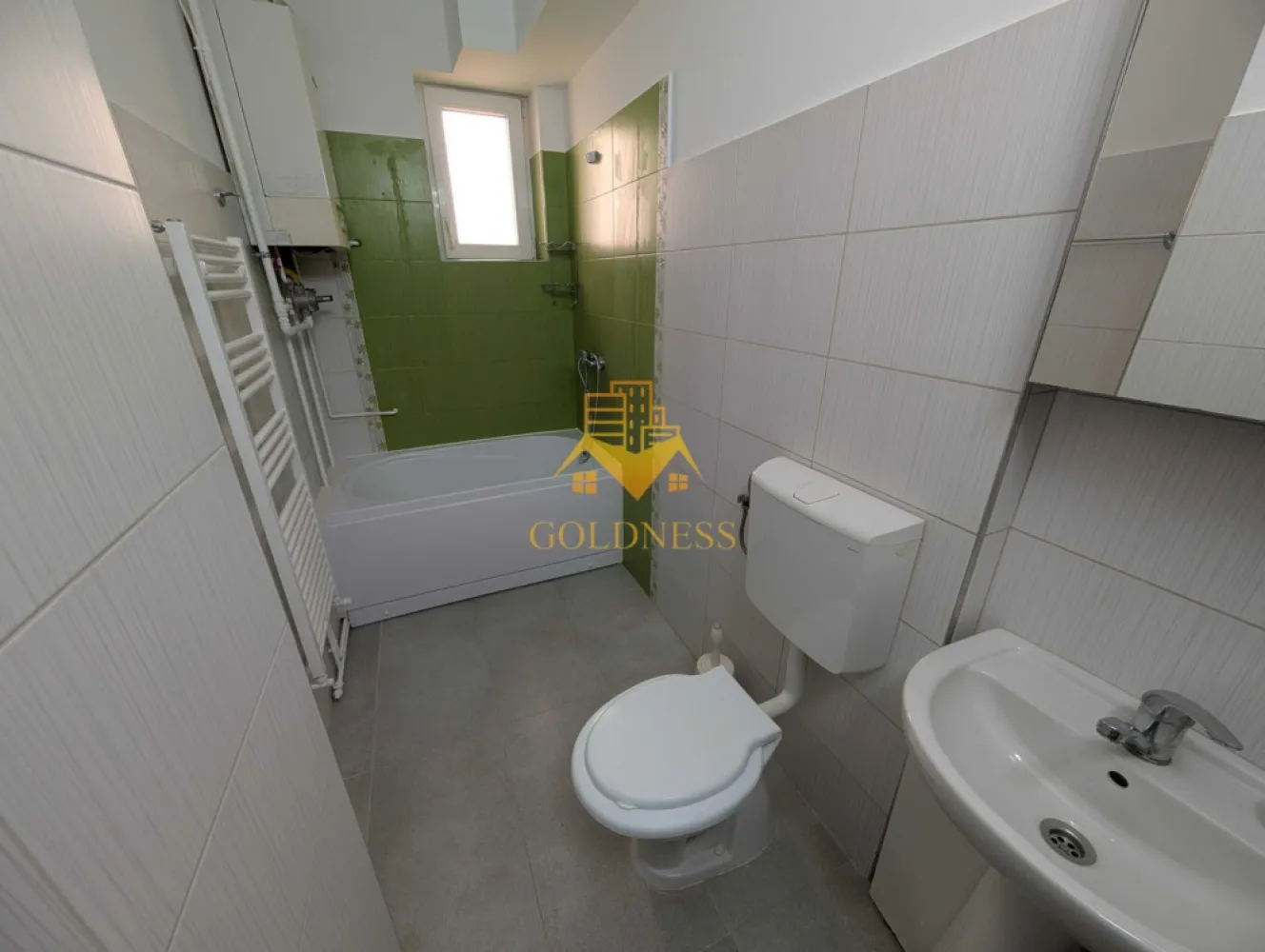 2 camere, Ultra Central, Nicolae Titulescu, Constantin Papilian